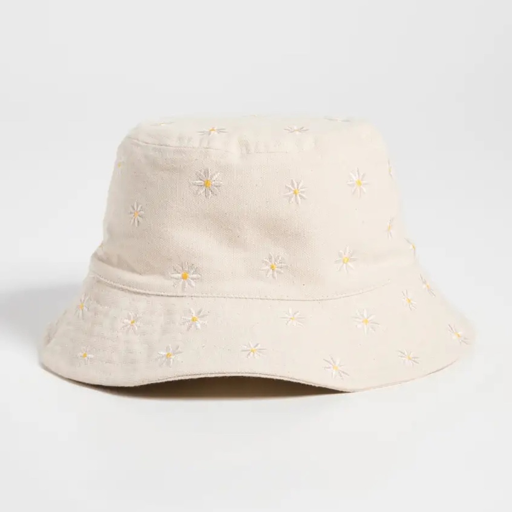 NWT Madewell Chamomile Embroidered Bucket Hat